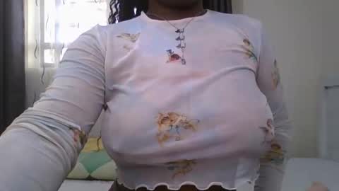 Snapshot of pretty_shila chatting on 3, 11, 2025 pretty_shila online show from 3, 11, 2025