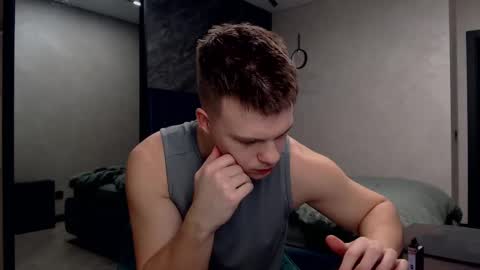 Justin online show from 27, 2, 2025