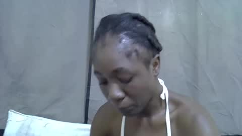 Snapshot of pretty_swirl chatting on 5, 3, 2026 Twirl online show from 5, 3, 2026
