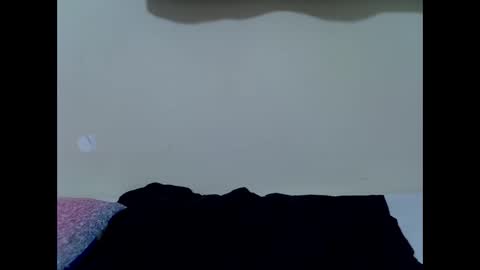 Snapshot of pretty_swirl chatting on 28, 5, 2026 Twirl online show from 28, 5, 2026