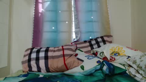 Snapshot of prettyasian098 chatting on 13, 12, 2024 PrettyAsian098 online show from 13, 12, 2024