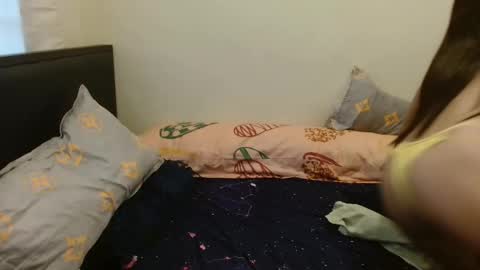 Snapshot of prettyasian098 chatting on 9, 9, 2025 PrettyAsian098 online show from 9, 9, 2025