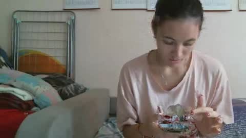 Bella online show from 28, 9, 2025