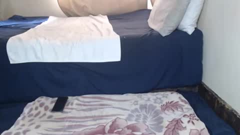 Snapshot of prettyblack25 chatting on 22, 12, 2025 Cindy online show from 22, 12, 2025