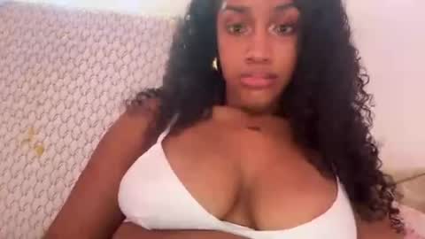 prettyblackgal online show from 4, 8, 2026