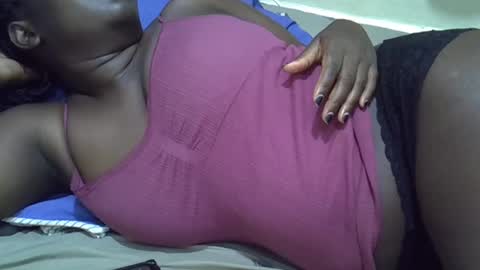 Snapshot of prettybooty1 chatting on 5, 3, 2025 prettybooty1 online show from 5, 3, 2025