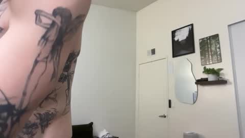 pretty boy online show from 24, 5, 2026