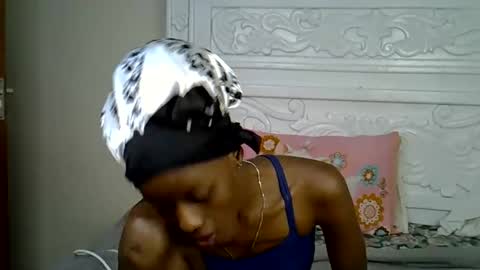 Snapshot of prettybunnny chatting on 14, 10, 2025 Bunny online show from 14, 10, 2025