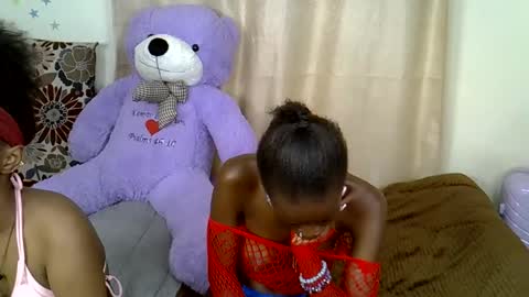 Snapshot of prettybunnny chatting on 21, 11, 2025 Bunny online show from 21, 11, 2025