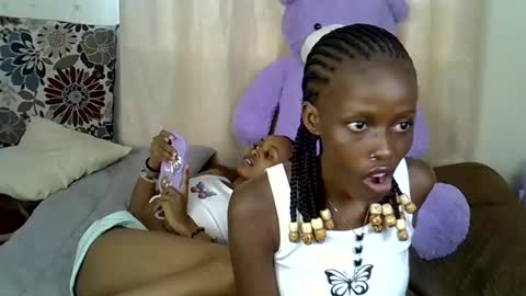 Snapshot of prettybunnny chatting on 22, 11, 2025 Bunny online show from 22, 11, 2025