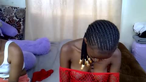 Snapshot of prettybunnny chatting on 30, 11, 2025 Bunny online show from 30, 11, 2025