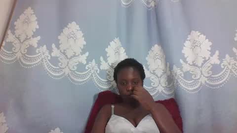 Snapshot of prettydarkskin002 chatting on 12, 2, 2025 SHANIA online show from 12, 2, 2025
