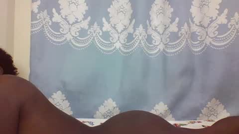 Snapshot of prettydarkskin002 chatting on 13, 2, 2025 SHANIA online show from 13, 2, 2025