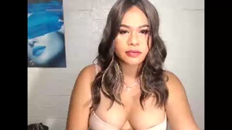 Snapshot of prettydiannara chatting on 17, 2, 2025 prettydiannara online show from 17, 2, 2025