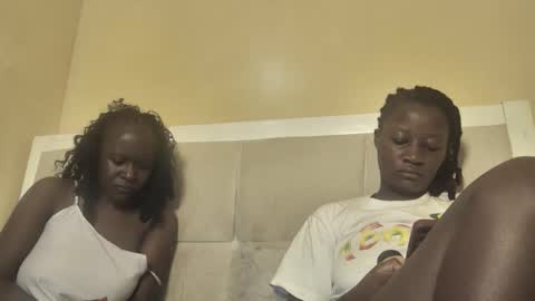 Snapshot of prettyeve25 chatting on 16, 9, 2025 eve online show from 16, 9, 2025