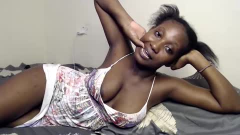 Snapshot of prettygoddess1 chatting on 3, 3, 2025 Mary online show from 3, 3, 2025