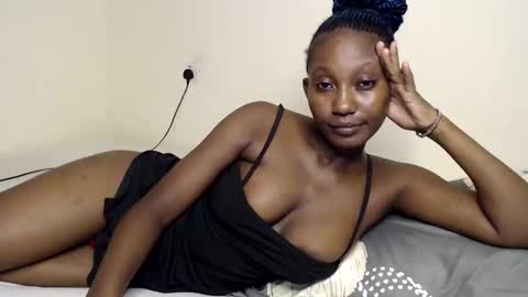 Snapshot of prettygoddess1 chatting on 7, 3, 2025 Mary online show from 7, 3, 2025