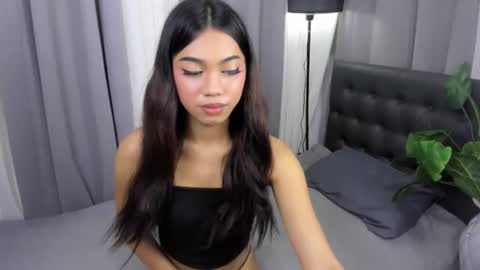 Snapshot of prettyhothugecock chatting on 13, 6, 2026 prettyhothugecock online show from 13, 6, 2026