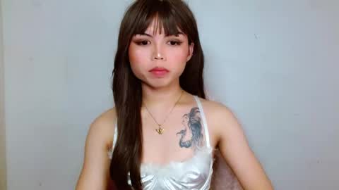 Snapshot of prettyjulian chatting on 13, 12, 2024 SEXY JULIA online show from 13, 12, 2024