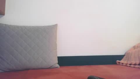 prettyjulliette online show from 12, 11, 2025