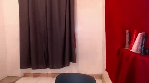 Snapshot of prettylovebarbieintownxx chatting on 19, 9, 2025 prettylovebarbieintownxx online show from 19, 9, 2025