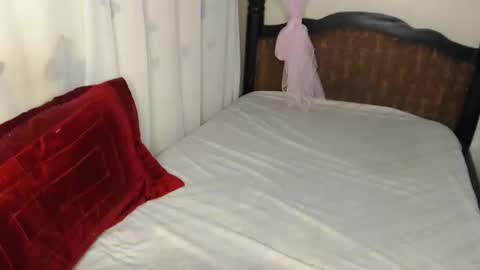 prettypavin online show from 11, 11, 2025