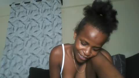 prettypussy_24 online show from 8, 6, 2026