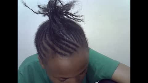 Snapshot of prettyqueenn1 chatting on 6, 12, 2024 sharon online show from 6, 12, 2024