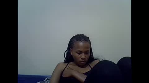 Snapshot of prettyqueenn1 chatting on 10, 1, 2025 sharon online show from 10, 1, 2025