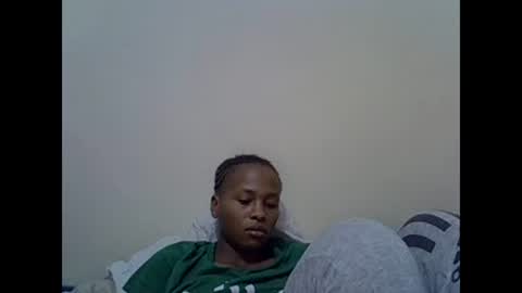 Snapshot of prettyqueenn1 chatting on 24, 1, 2025 sharon online show from 24, 1, 2025