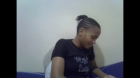 Snapshot of prettyqueenn1 chatting on 26, 1, 2025 sharon online show from 26, 1, 2025