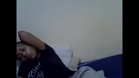 Snapshot of prettyqueenn1 chatting on 27, 1, 2025 sharon online show from 27, 1, 2025