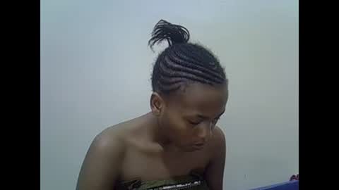 Snapshot of prettyqueenn1 chatting on 29, 1, 2025 sharon online show from 29, 1, 2025