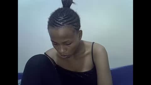 Snapshot of prettyqueenn1 chatting on 30, 1, 2025 sharon online show from 30, 1, 2025