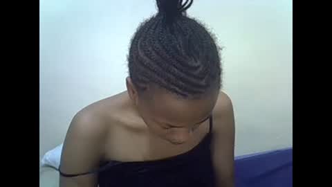 Snapshot of prettyqueenn1 chatting on 1, 2, 2025 sharon online show from 1, 2, 2025