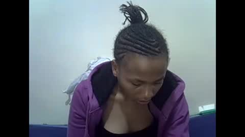 Snapshot of prettyqueenn1 chatting on 2, 2, 2025 sharon online show from 2, 2, 2025