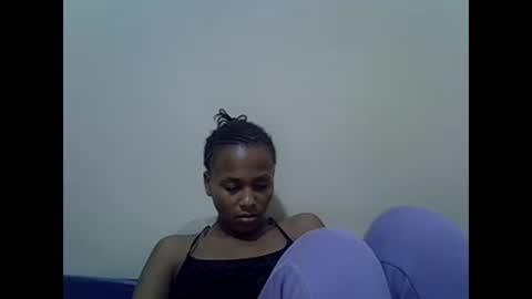 Snapshot of prettyqueenn1 chatting on 2, 2, 2025 sharon online show from 2, 2, 2025