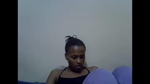 Snapshot of prettyqueenn1 chatting on 4, 2, 2025 sharon online show from 4, 2, 2025