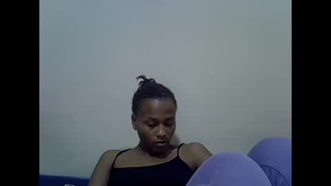 Snapshot of prettyqueenn1 chatting on 5, 2, 2025 sharon online show from 5, 2, 2025