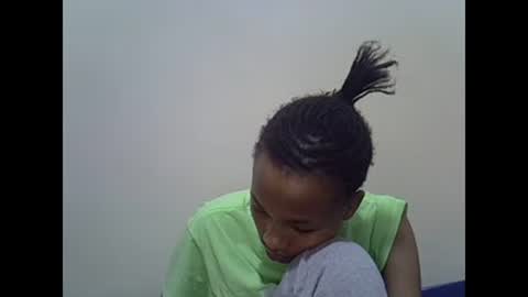 Snapshot of prettyqueenn1 chatting on 16, 2, 2025 sharon online show from 16, 2, 2025