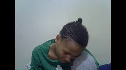 Snapshot of prettyqueenn1 chatting on 16, 2, 2025 sharon online show from 16, 2, 2025