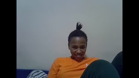 Snapshot of prettyqueenn1 chatting on 20, 2, 2025 sharon online show from 20, 2, 2025