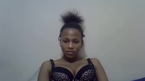 Snapshot of prettyqueenn1 chatting on 3, 3, 2025 sharon online show from 3, 3, 2025