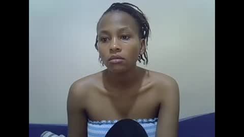 Snapshot of prettyqueenn1 chatting on 8, 3, 2025 sharon online show from 8, 3, 2025