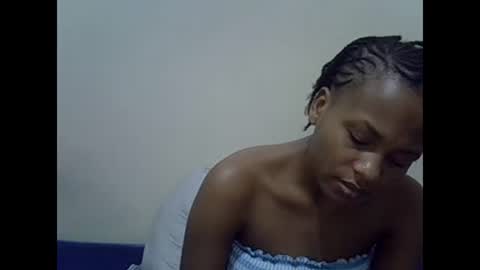 Snapshot of prettyqueenn1 chatting on 10, 3, 2025 sharon online show from 10, 3, 2025