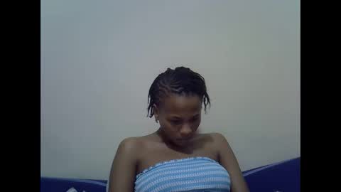 Snapshot of prettyqueenn1 chatting on 10, 3, 2025 sharon online show from 10, 3, 2025