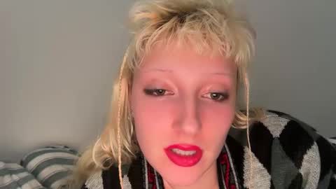 Dahlia online show from 28, 1, 2025