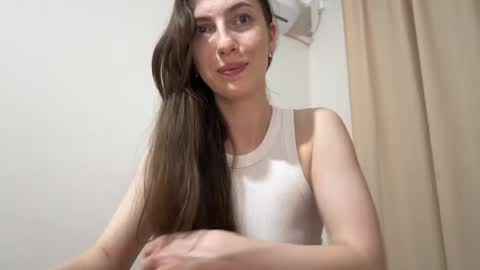 prettyyy_angel online show from 31, 5, 2026
