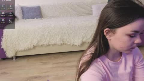 Snapshot of prettyyy_kitty chatting on 29, 4, 2026 Kitty online show from 29, 4, 2026