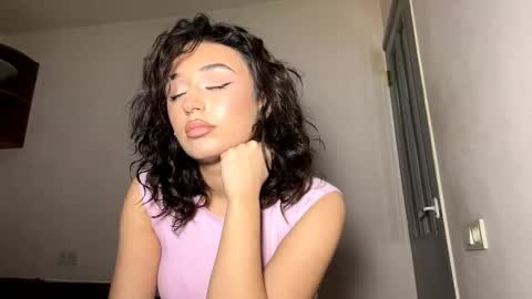 Snapshot of pricillalivsey chatting on 18, 12, 2025 Sofi online show from 18, 12, 2025